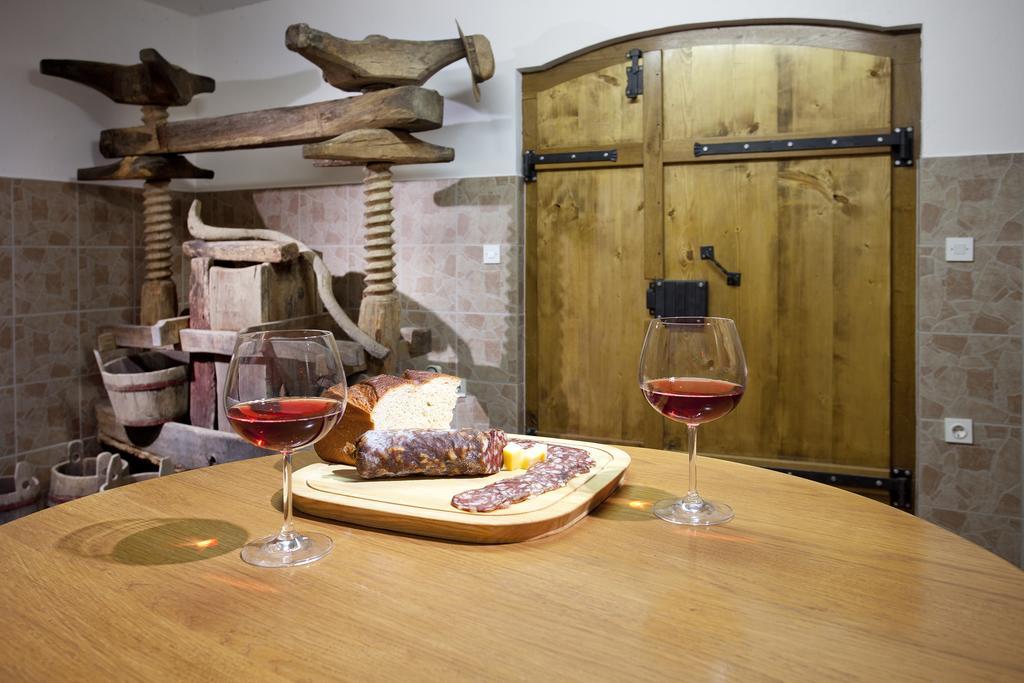 Vineyard Cottage Lustek Novo Mesto Szoba fotó