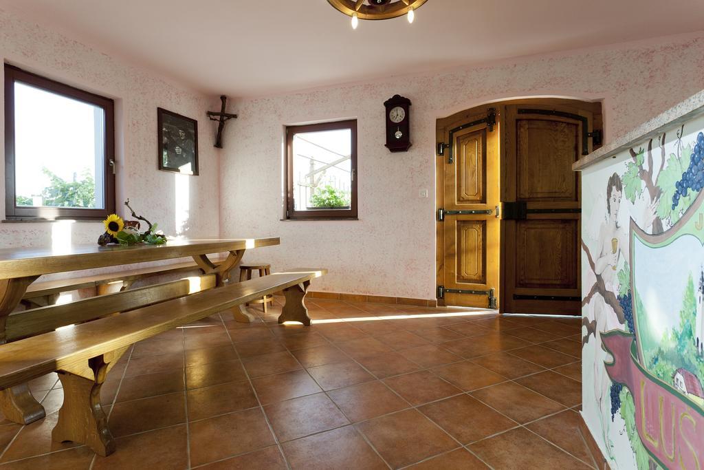 Vineyard Cottage Lustek Novo Mesto Szoba fotó