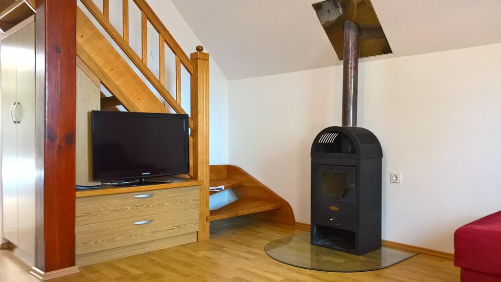 Vineyard Cottage Lustek Novo Mesto Kültér fotó